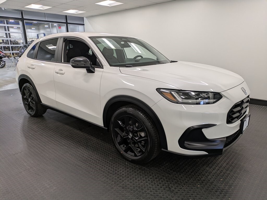 2023 Honda HR-V Sport photo 3