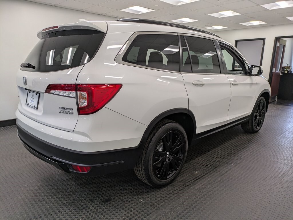 2022 Honda Pilot Special Edition photo 3