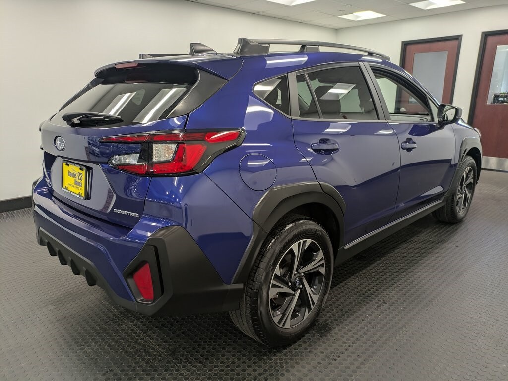 2024 Subaru Crosstrek Premium photo 4