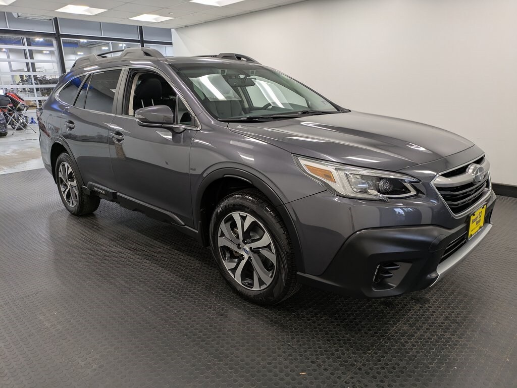 2020 Subaru Outback Limited XT photo 2
