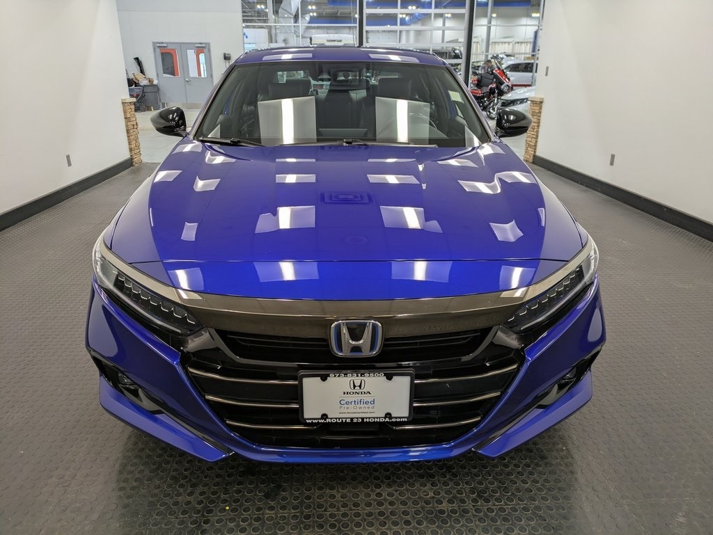Used 2022 Honda Accord Hybrid Sport with VIN 1HGCV3F28NA027197 for sale in Kansas City