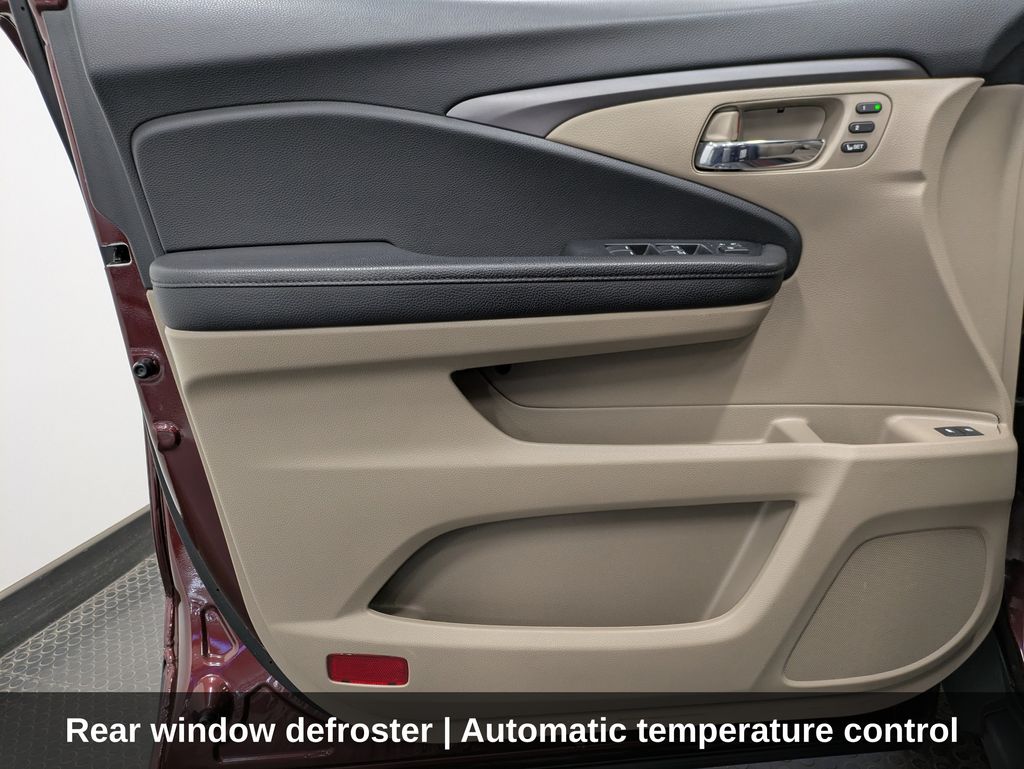2022 Honda Pilot SE - Photo 10