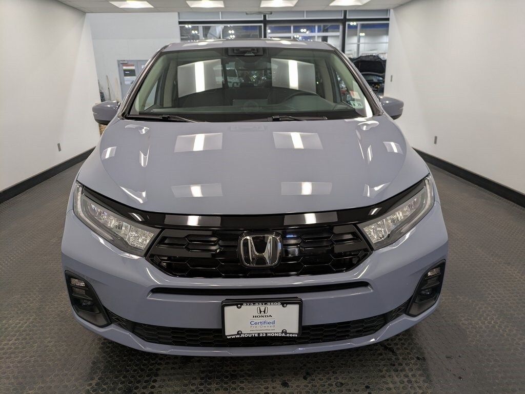 Used 2025 Honda Odyssey Touring Van