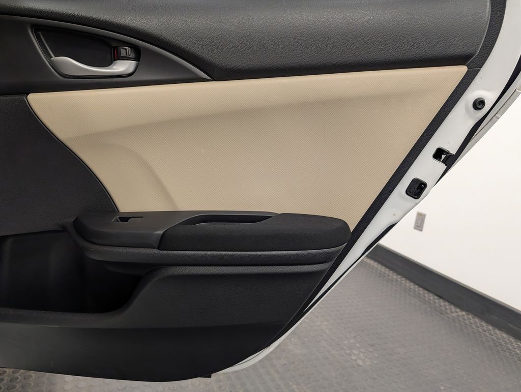 2019 Honda Civic EX - Photo 30