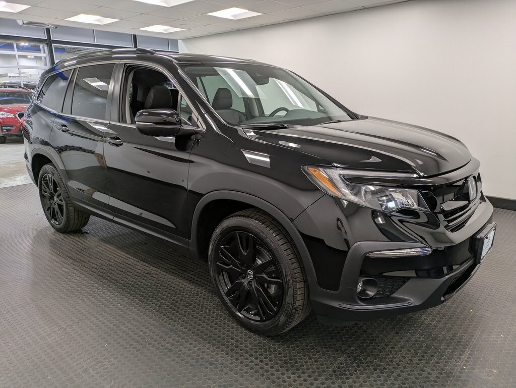 2022 Honda Pilot Special Edition photo 2