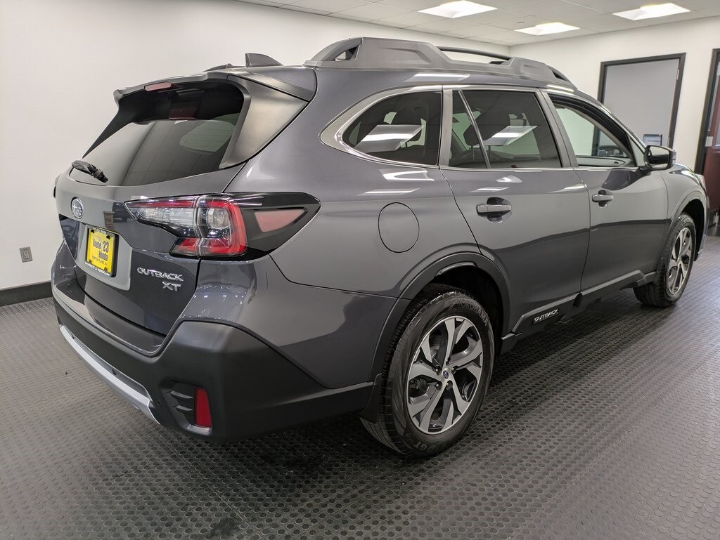 2020 Subaru Outback Limited XT photo 3