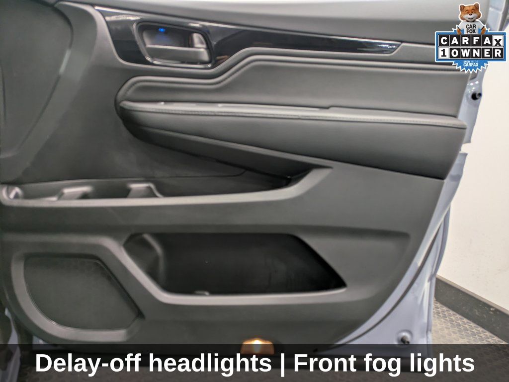 2025 Honda Odyssey Touring - Photo 33