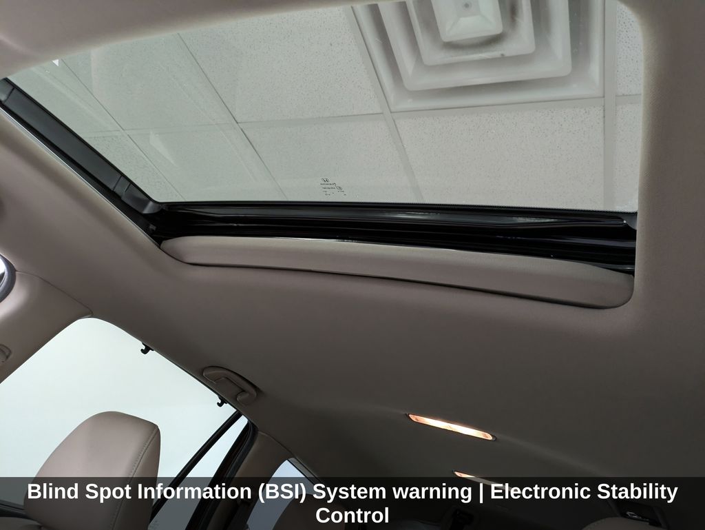 2022 Honda Pilot SE - Photo 26