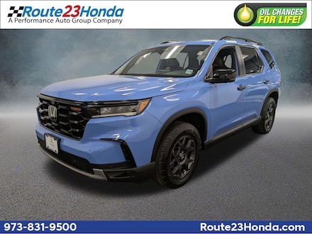 2025 Honda Pilot TrailSport SUV