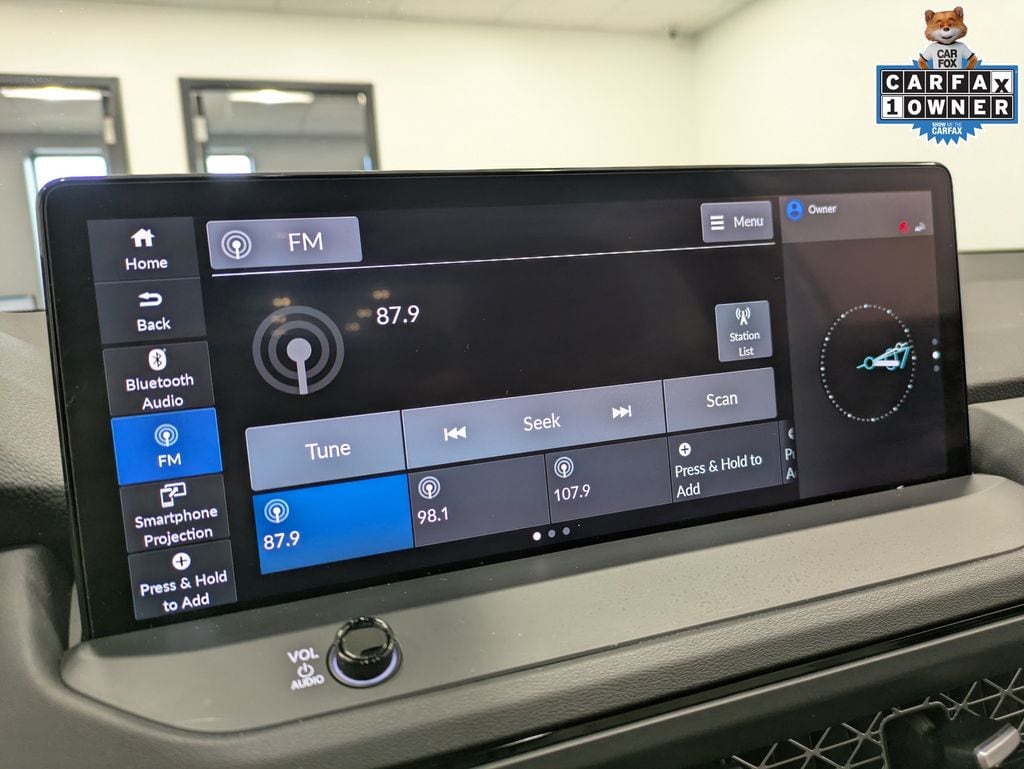 2023 Honda Accord Hybrid EX-L - Photo 12