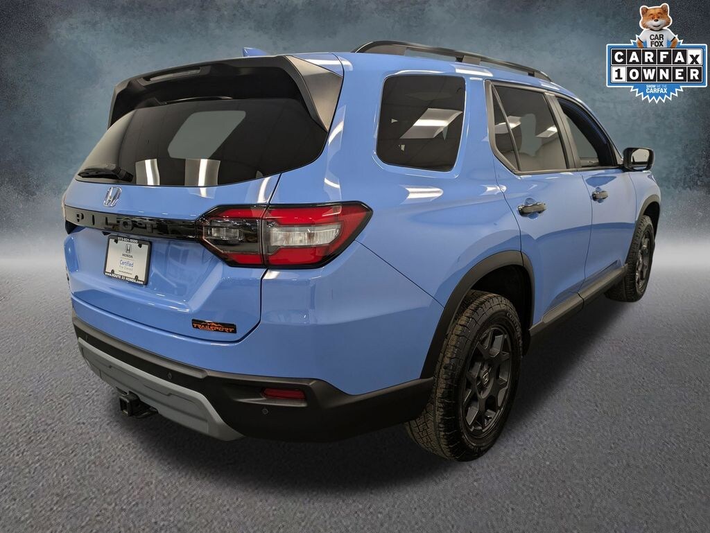 Used 2024 Honda Pilot TrailSport SUV
