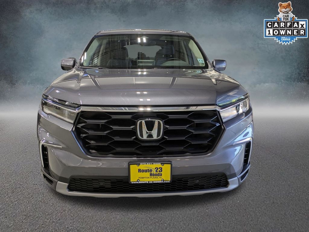 Used 2025 Honda Pilot SUV