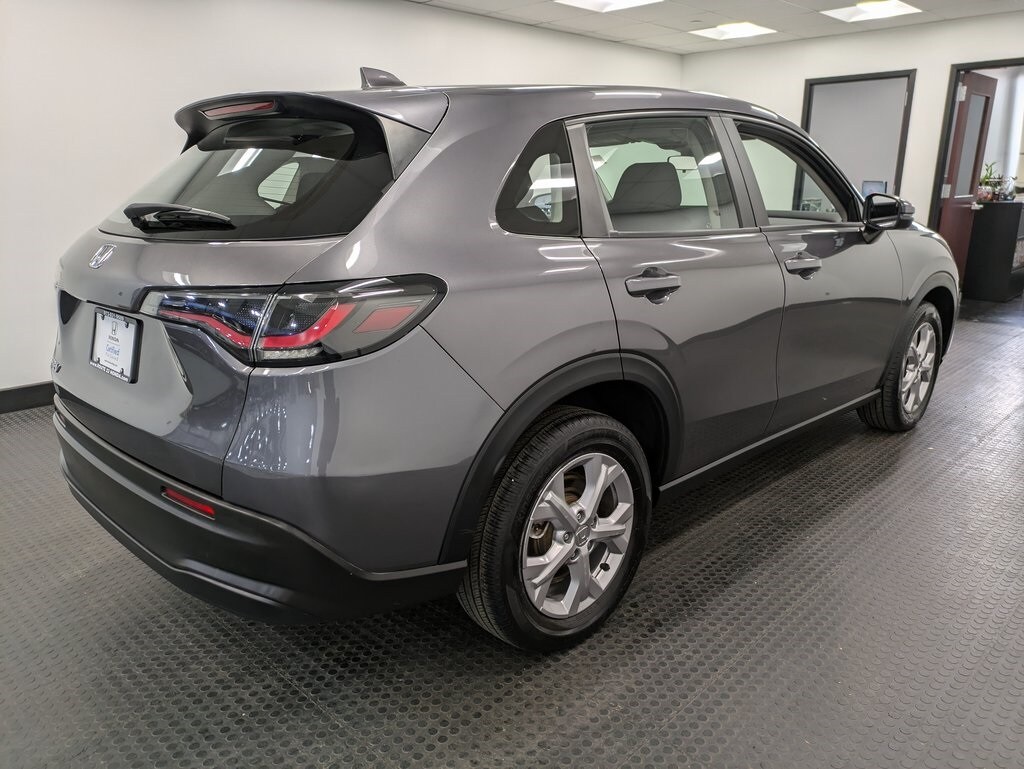 2023 Honda HR-V LX photo 2
