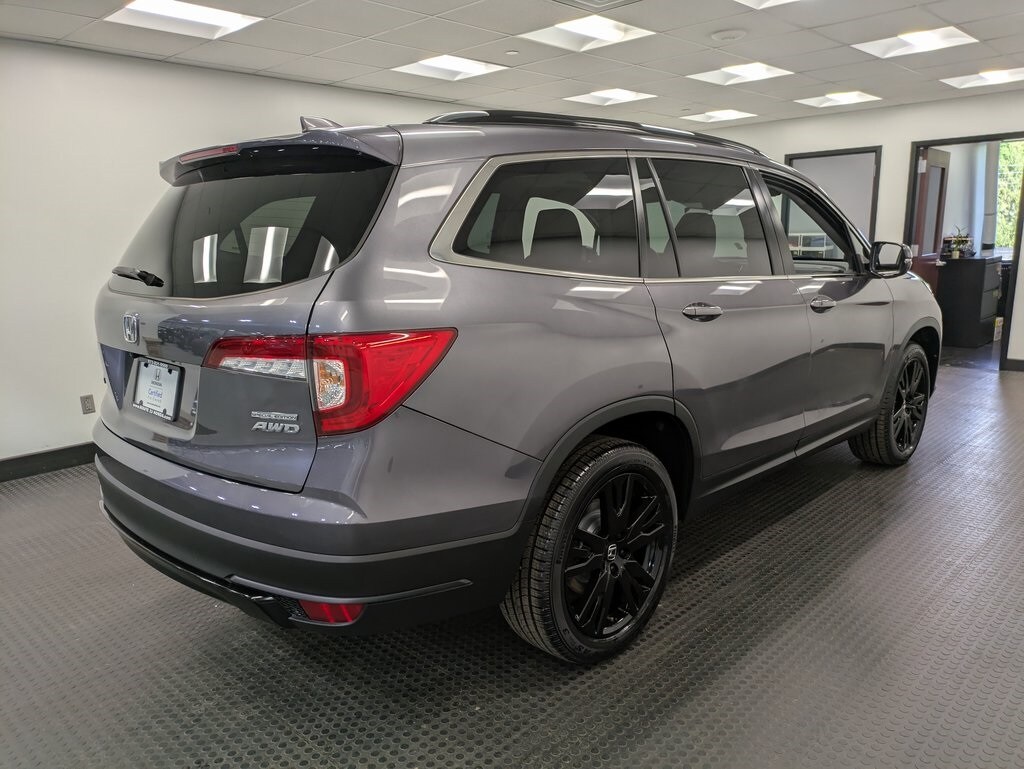 2022 Honda Pilot Special Edition photo 3