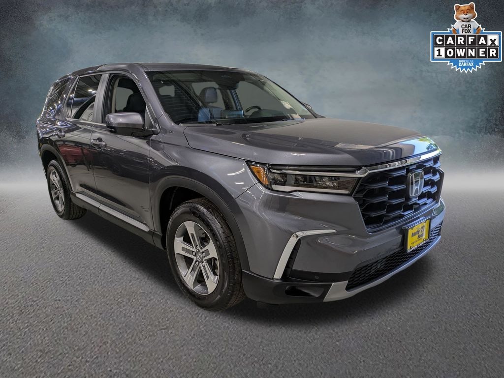 Used 2025 Honda Pilot SUV