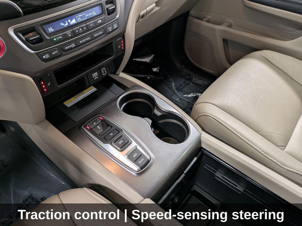 2022 Honda Pilot SE - Photo 17
