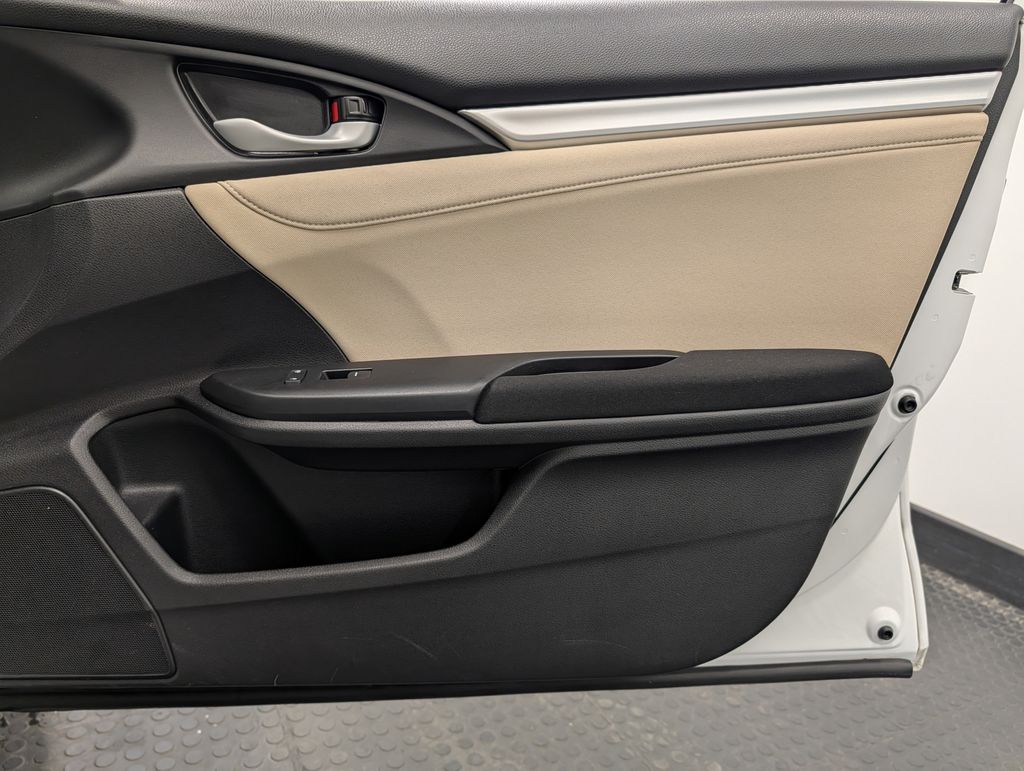 2019 Honda Civic EX - Photo 32