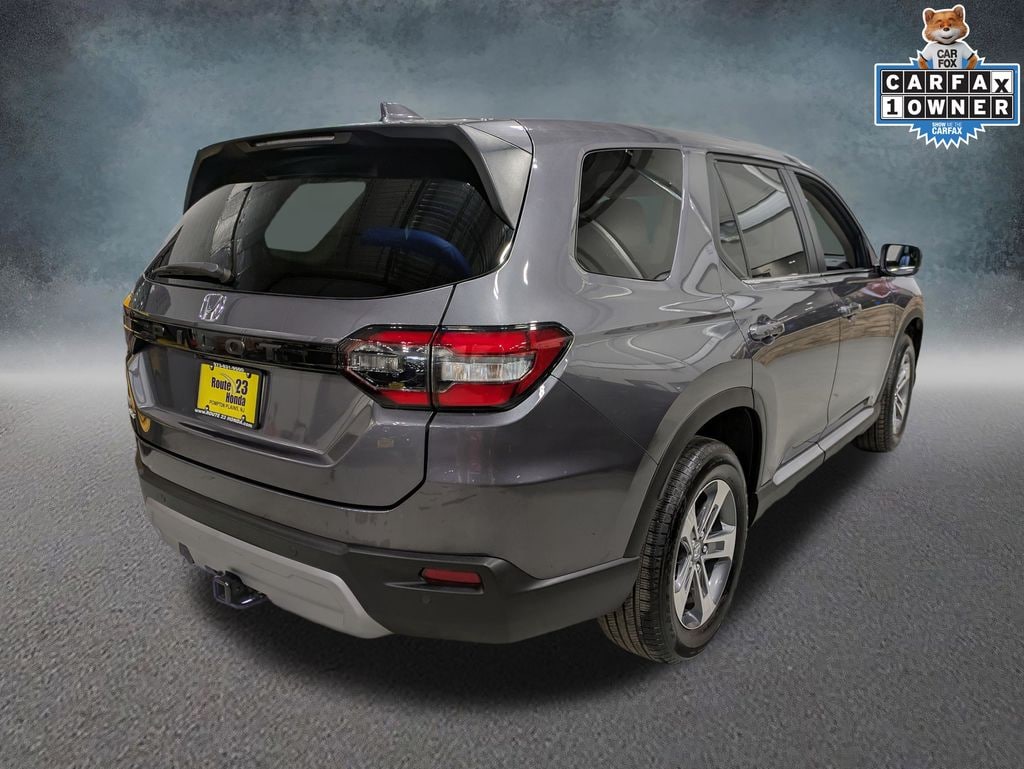 Used 2025 Honda Pilot SUV
