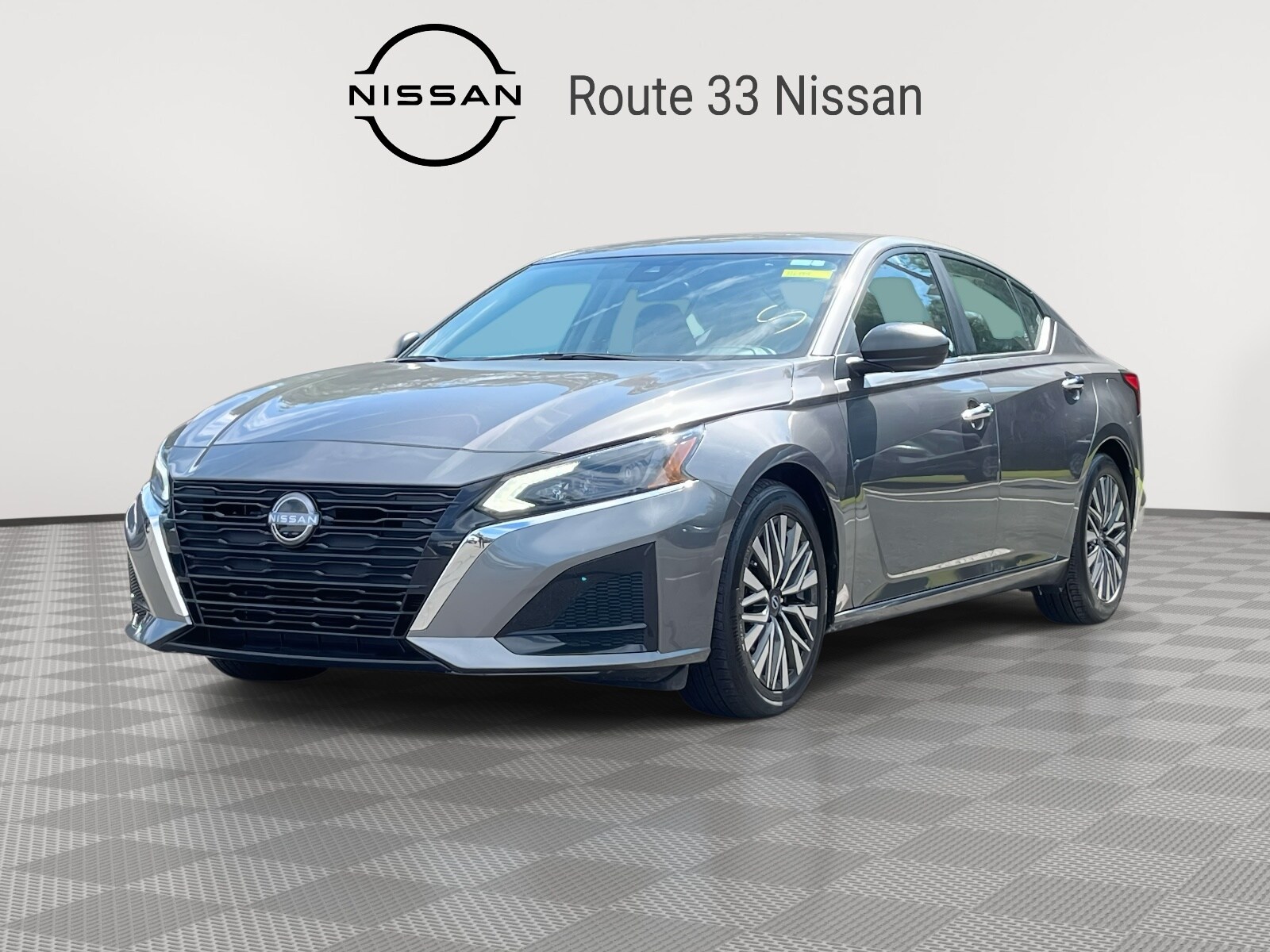 2024 Nissan Altima SV photo 2
