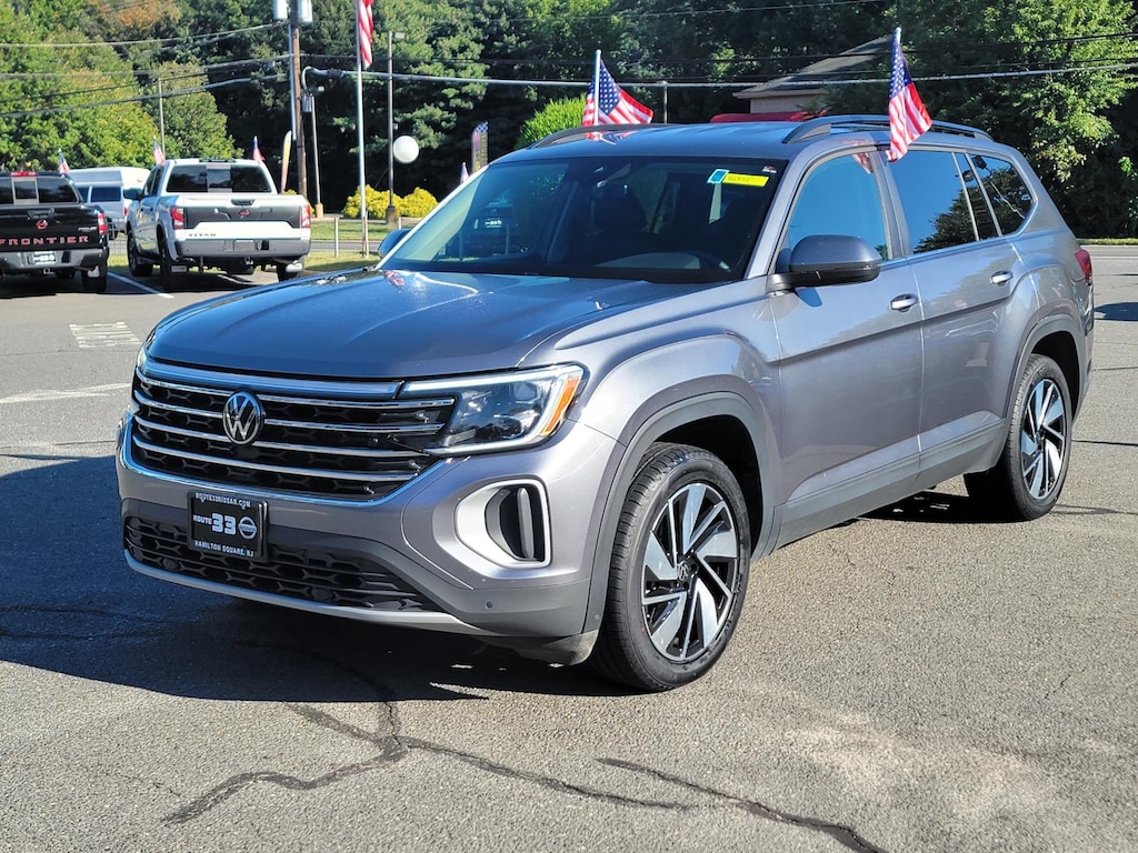 Used 2024 Volkswagen Atlas 2.0T SE w/Technology 4MOTION Sport Utility