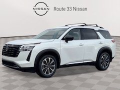 2026 Nissan Pathfinder Platinum Sport Utility
