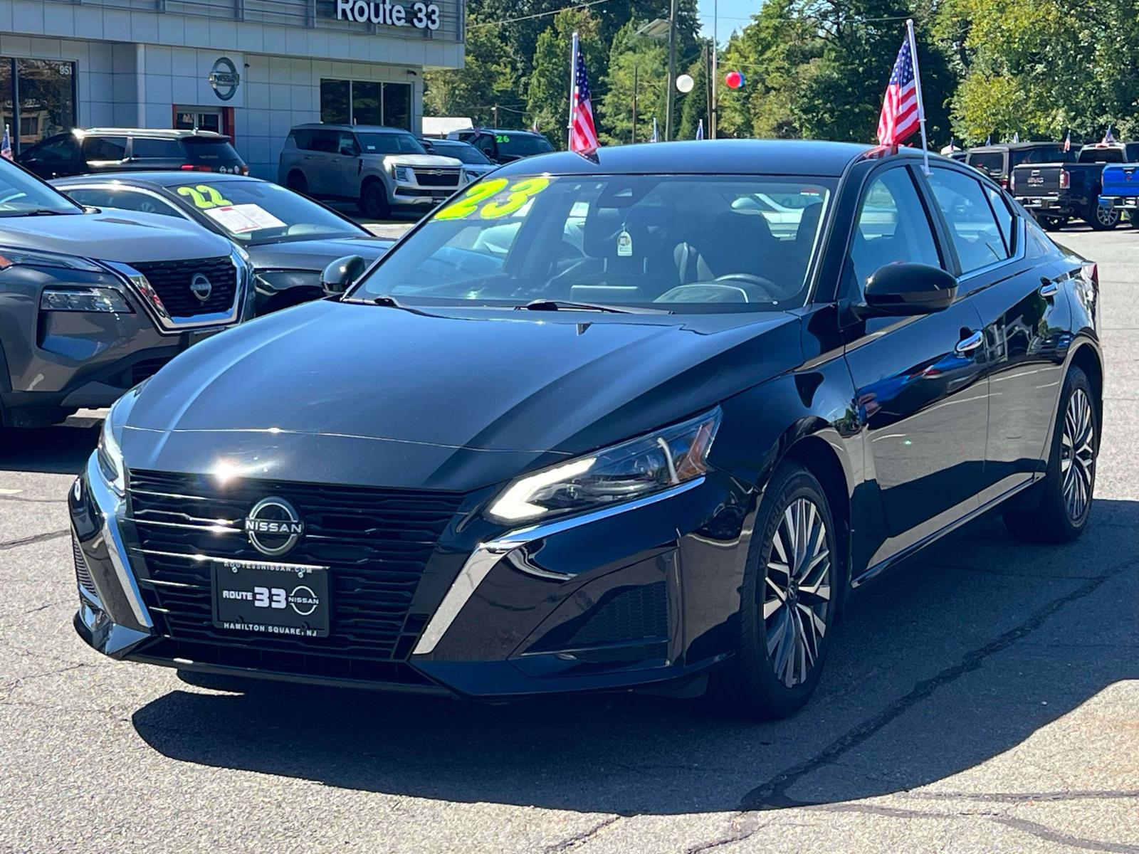 Used 2023 Nissan Altima SV with VIN 1N4BL4DW8PN411820 for sale in Trenton, NJ