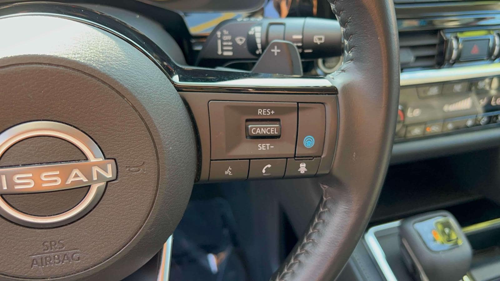 2023 Nissan Pathfinder SV - Photo 19