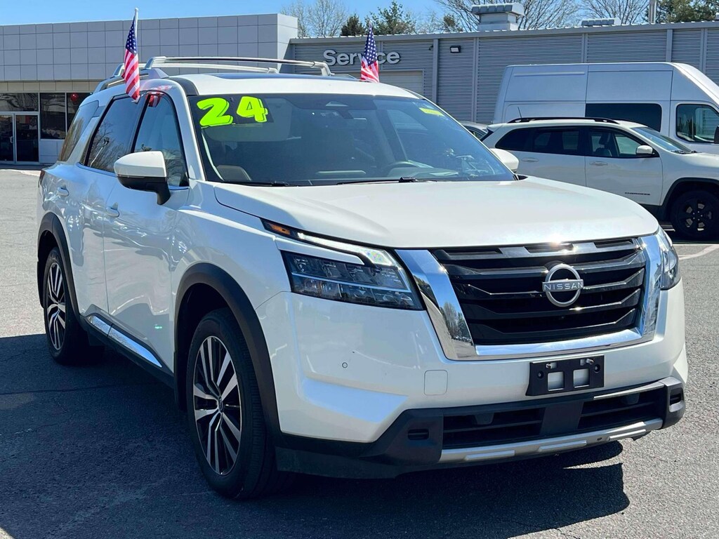 Certified 2024 Nissan Pathfinder Platinum 4WD Sport Utility