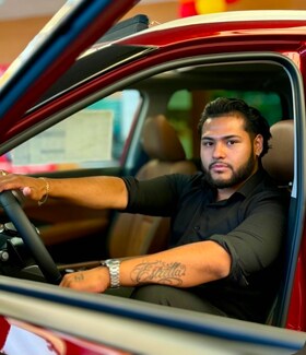 Staff member Sosa Estrella-Hernandez from ID_00fd50