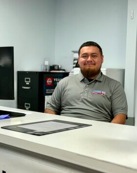 Staff member Jonathan Gomez from ID_bddbfd