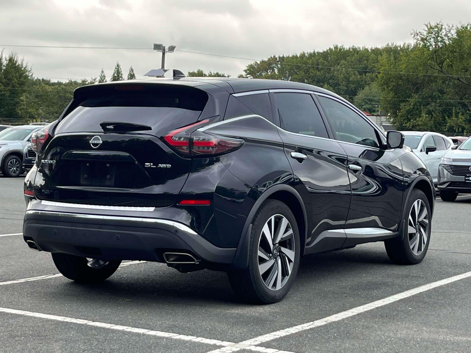 2023 Nissan Murano SL photo 2