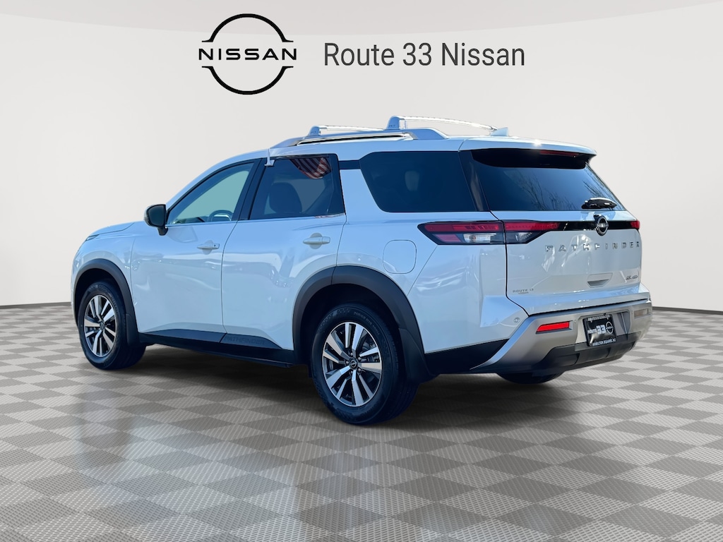 Certified 2024 Nissan Pathfinder SL 4WD Sport Utility