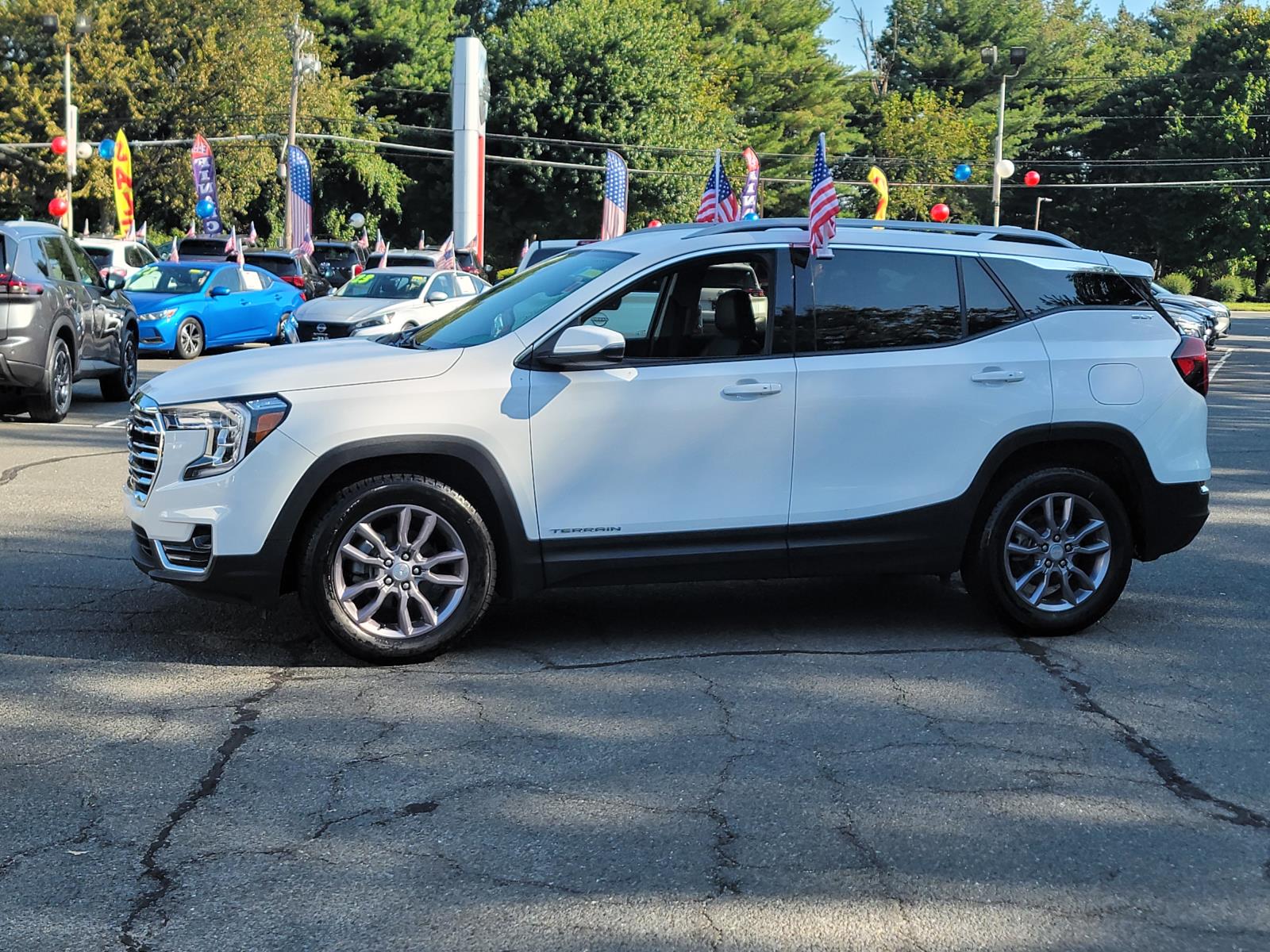2023 Gmc Terrain SLT photo 2