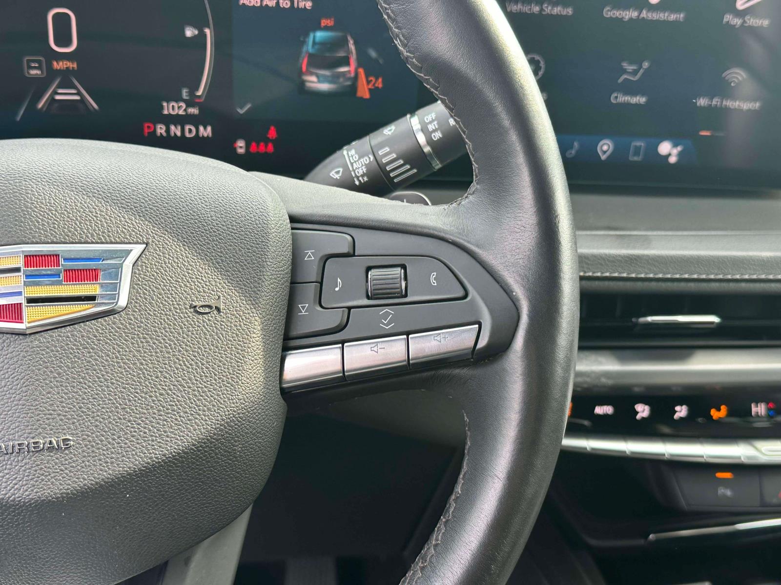 2024 Cadillac XT4 Premium Luxury - Photo 23
