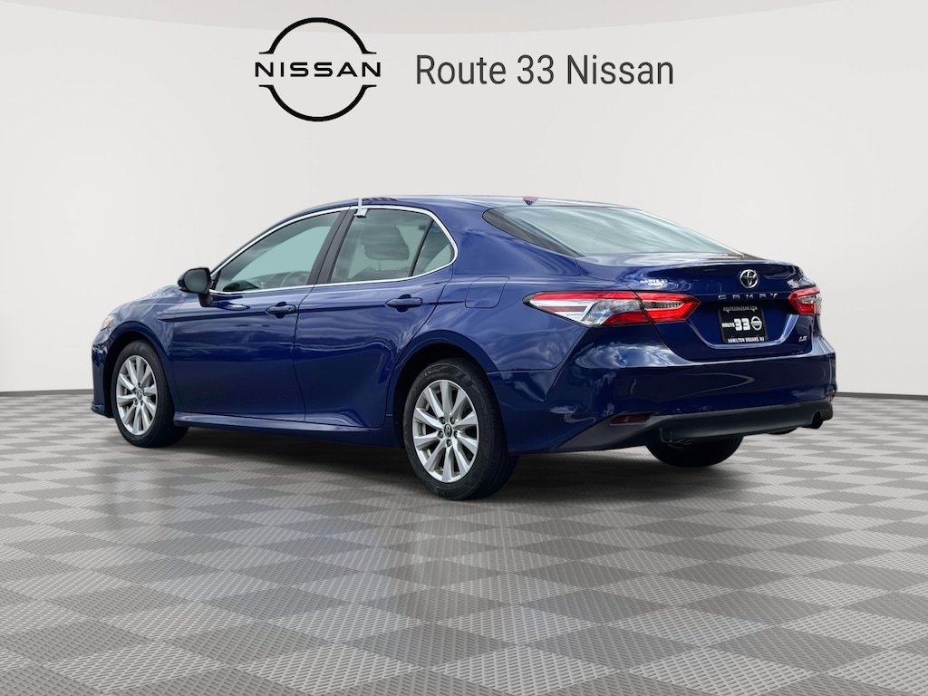 Used 2018 Toyota Camry LE Auto (Natl) Car