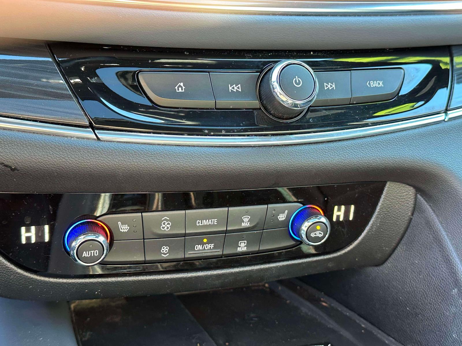 2024 Buick Enclave Essence - Photo 25