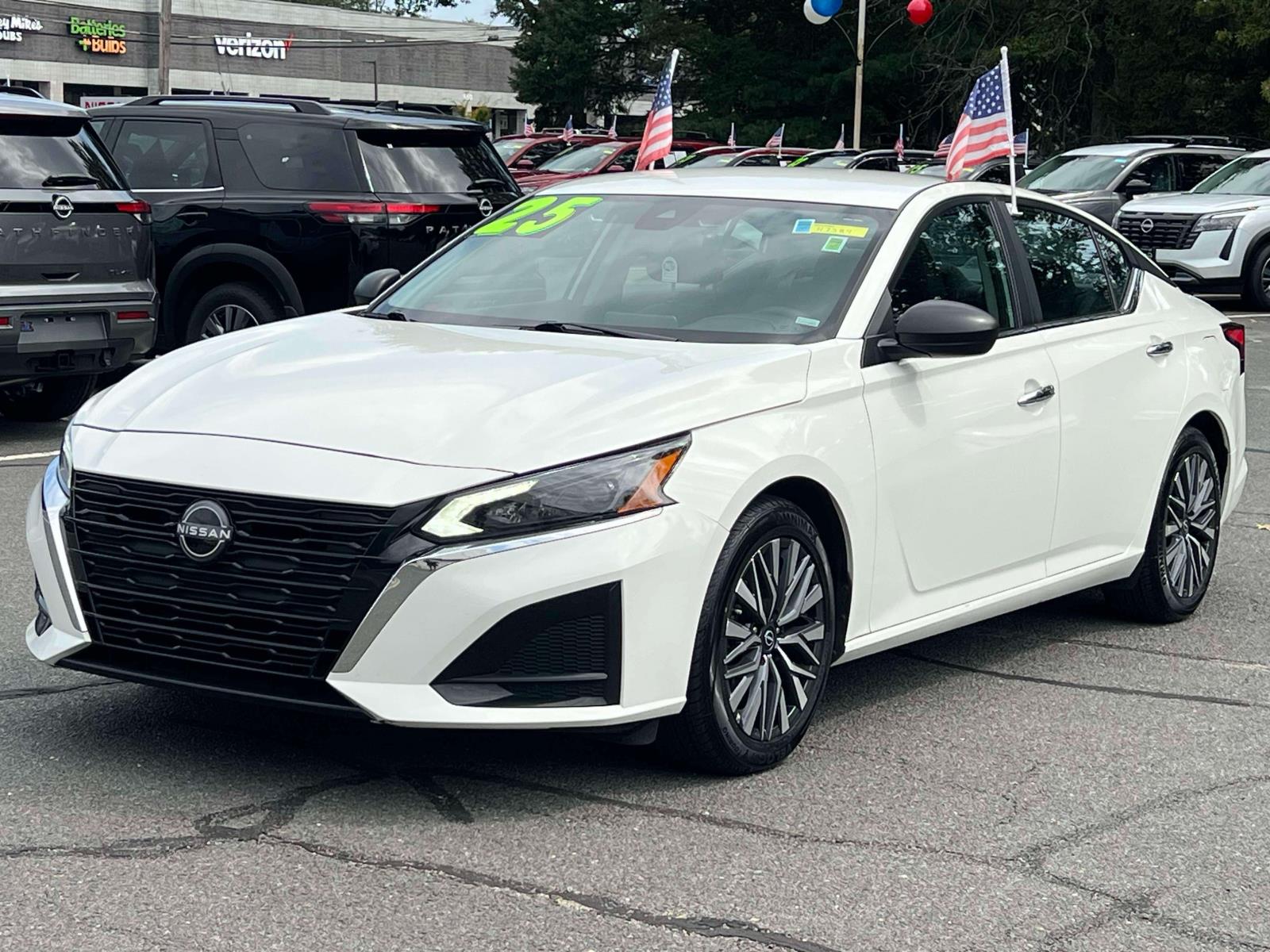 Used 2025 Nissan Altima SV with VIN 1N4BL4DV6SN357725 for sale in Trenton, NJ