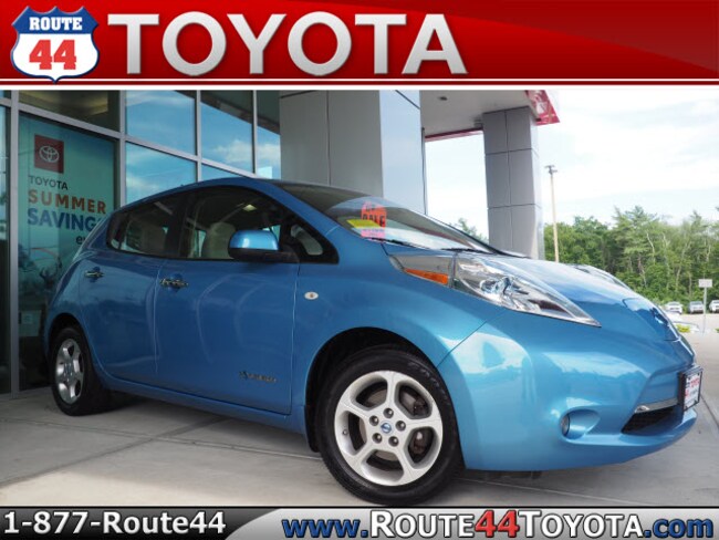 Used 2012 Nissan Leaf SL Hatchback near Attleboro