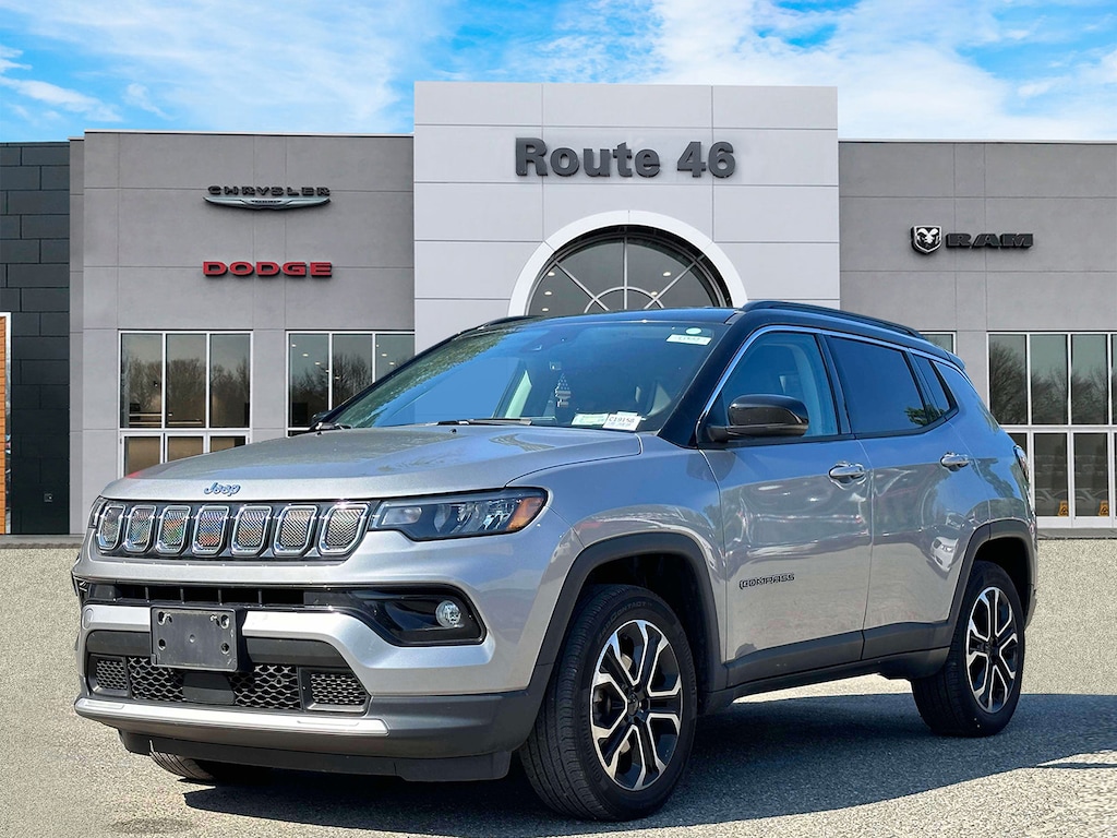 Used 2022 Jeep Compass Limited 4x4 Sport Utility