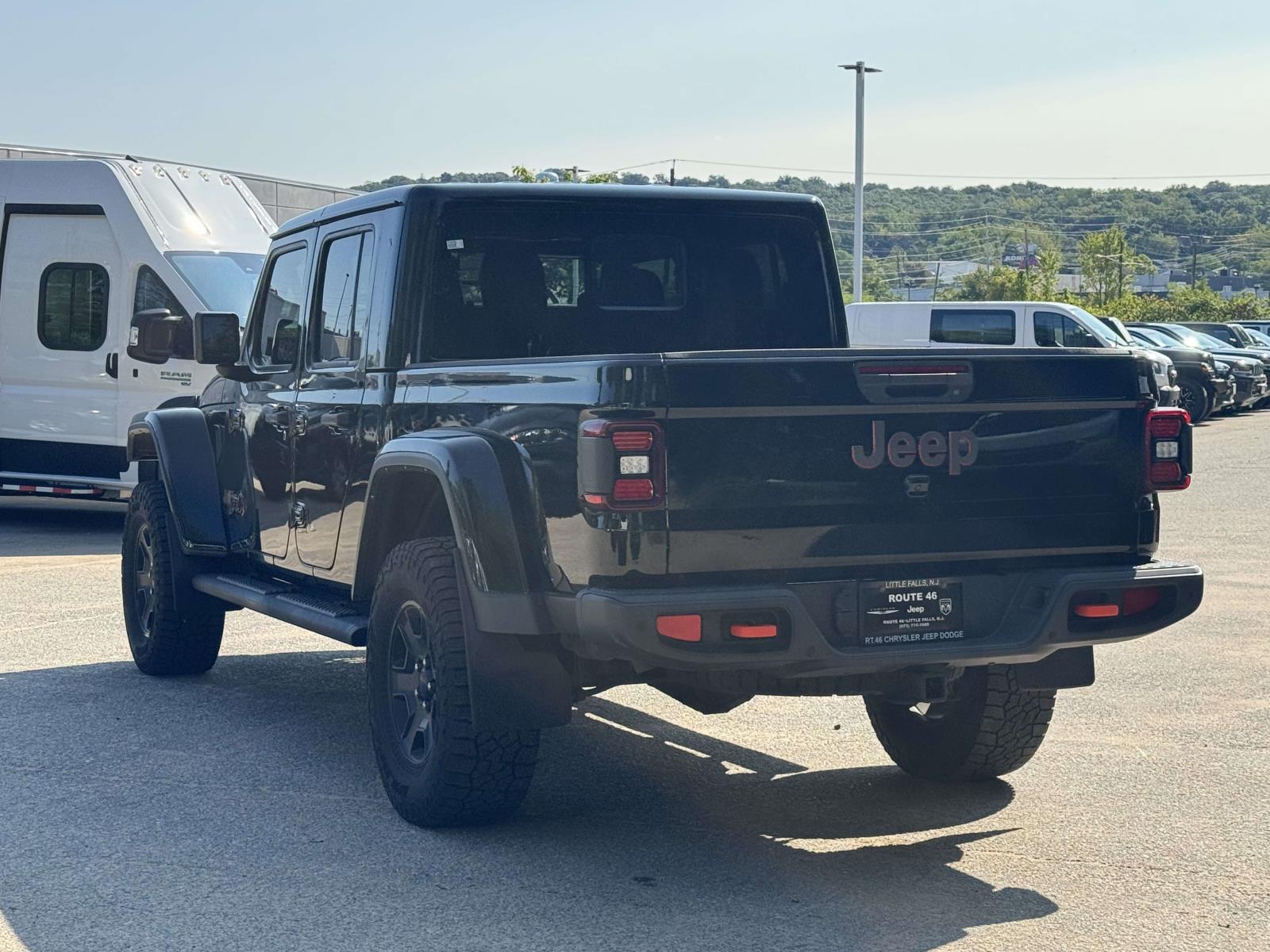 2022 Jeep Gladiator Mojave photo 3