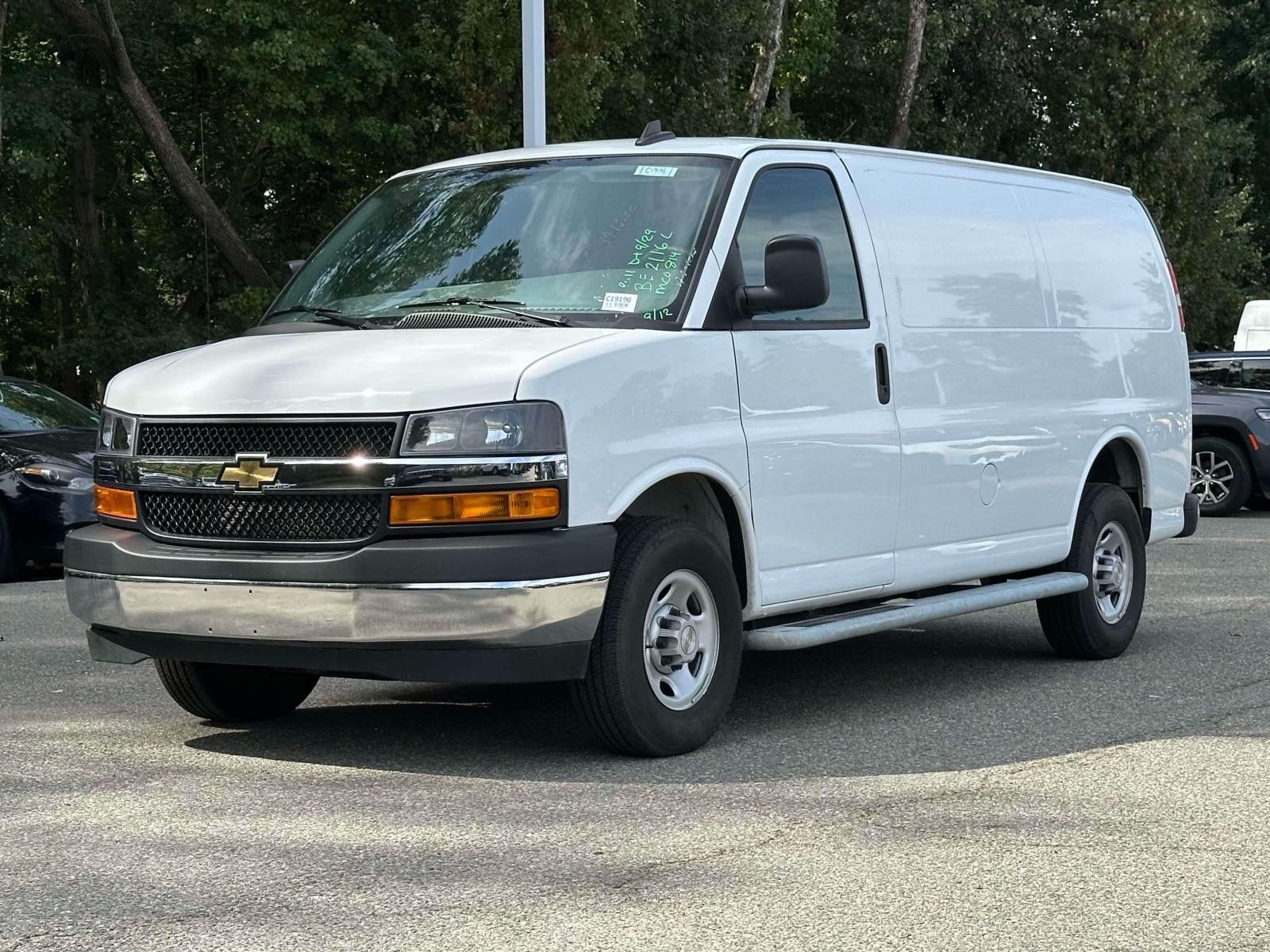 2024 Chevrolet Express 2500 Cargo Van photo 2