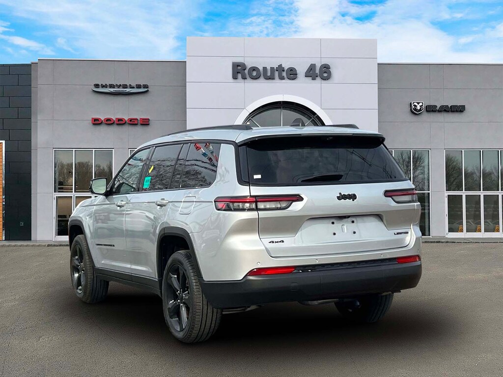 Used 2024 Jeep Grand Cherokee L Limited 4x4 Sport Utility