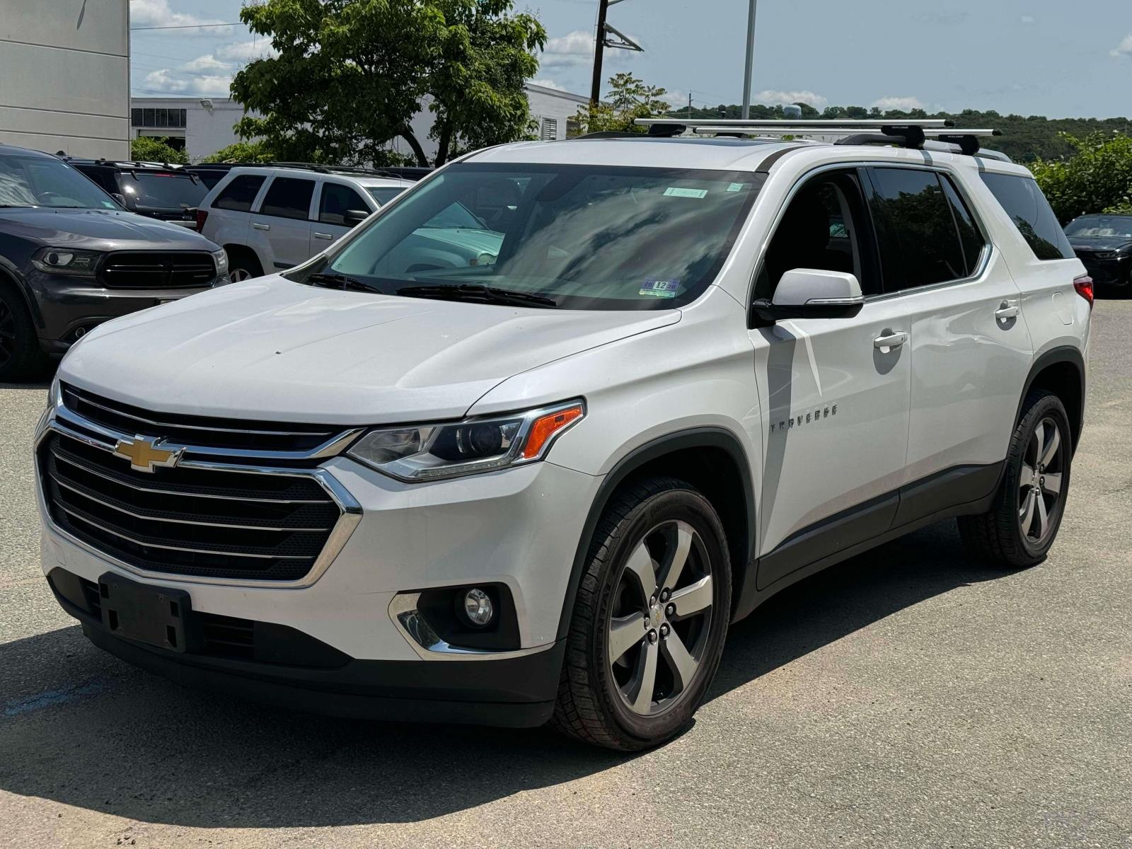 Used 2018 Chevrolet Traverse 3LT with VIN 1GNEVHKW0JJ160910 for sale in Little Falls, NJ