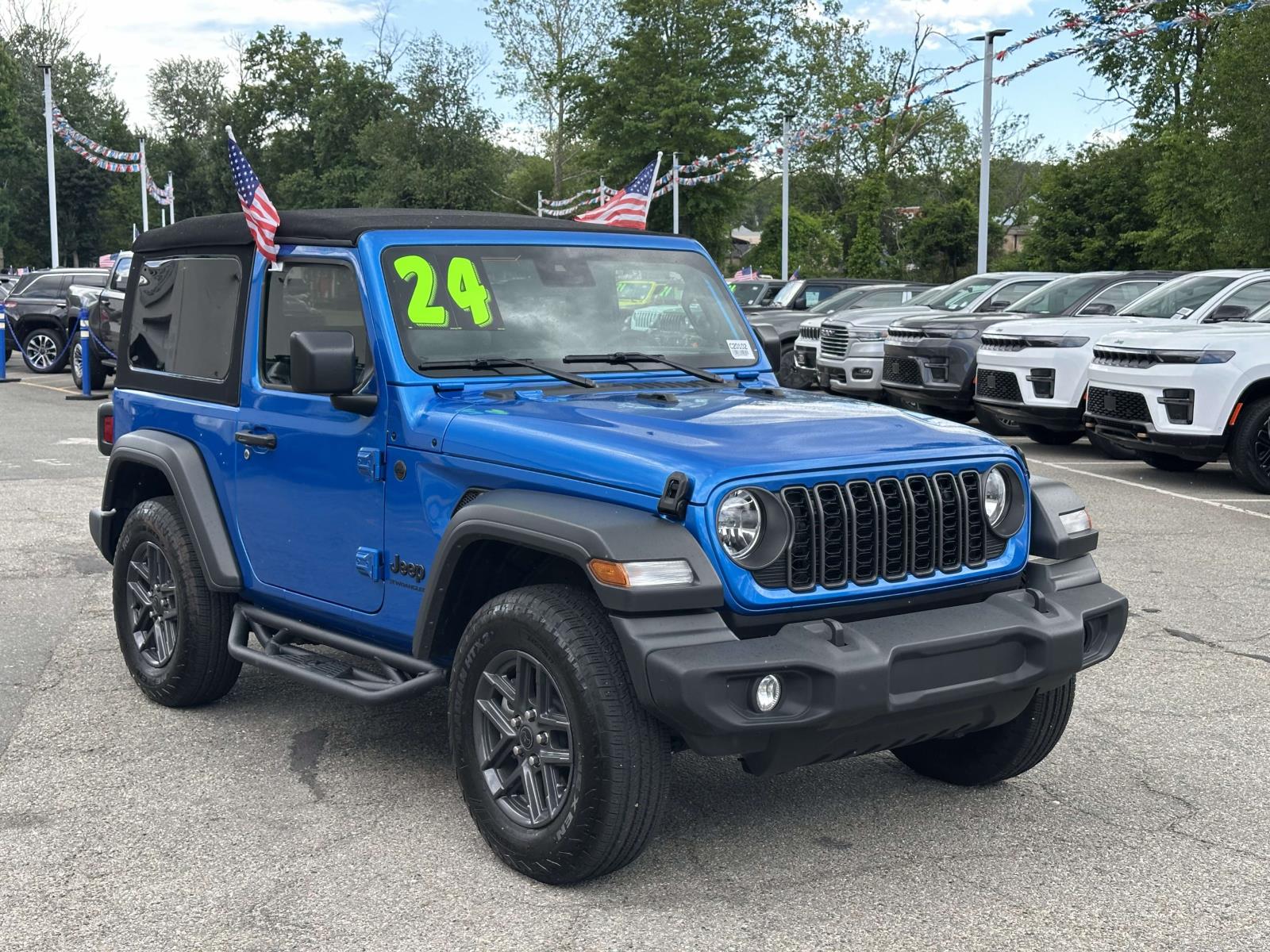 2024 Jeep Wrangler Sport S's photo