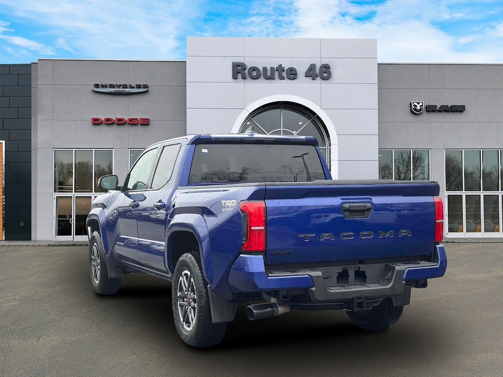 Used 2024 Toyota Tacoma 4WD TRD Sport Double Cab 5 Bed MT (Natl) Crew Cab Pickup