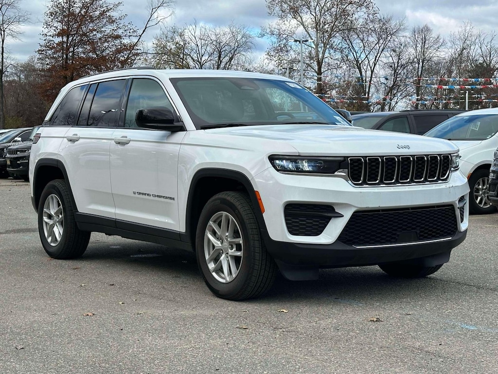 Used 2023 Jeep Grand Cherokee Laredo X 4x4 Sport Utility