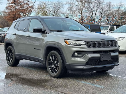 2023 Jeep Compass Altitude 4x4 Sport Utility