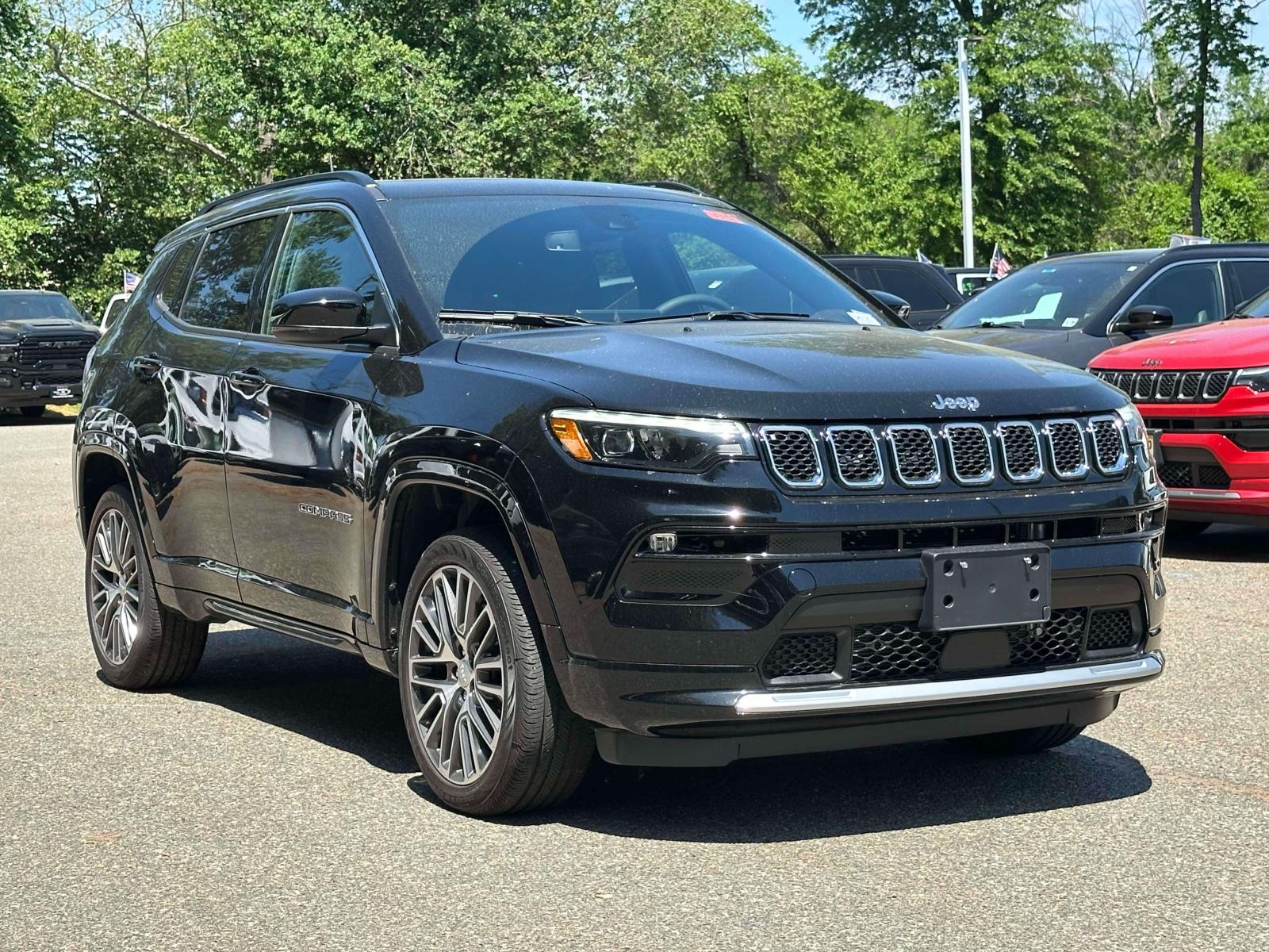 2023 Jeep Compass Limited 4X4's photo