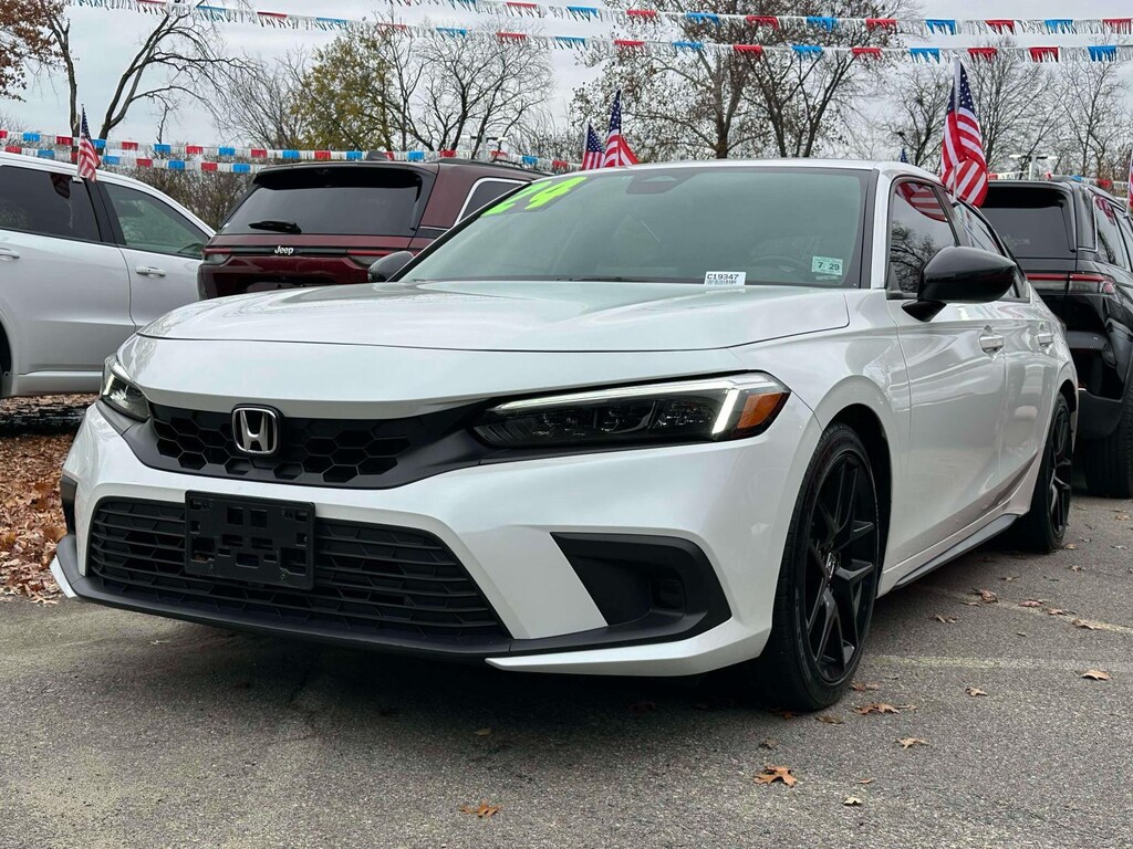 Used 2024 Honda Civic Hatchback Sport CVT Car