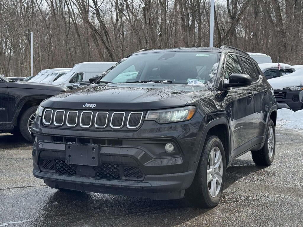 Used 2022 Jeep Compass Latitude 4x4 Sport Utility